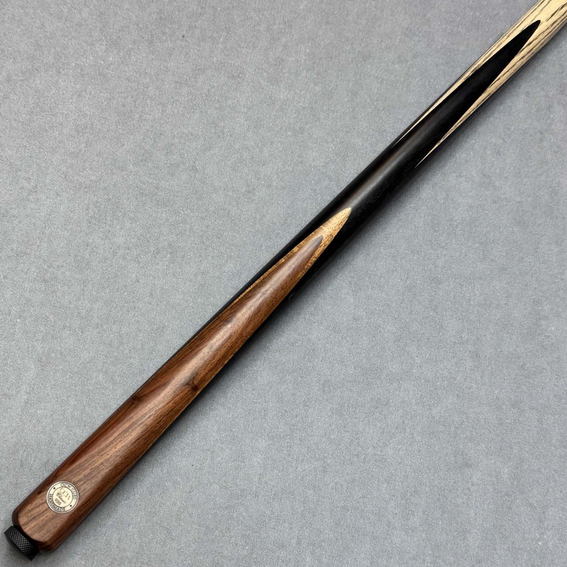 OCW Classic Cue No.035  TI  1pc  9.5mm, 58, 17.56oz